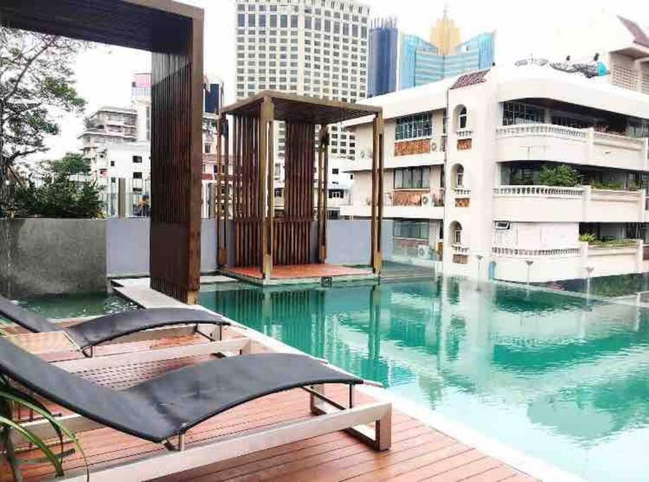 Stylish 1 Bedroom, Nice Pool,Bts Asok, Sukhumvit Bangkok Exterior foto