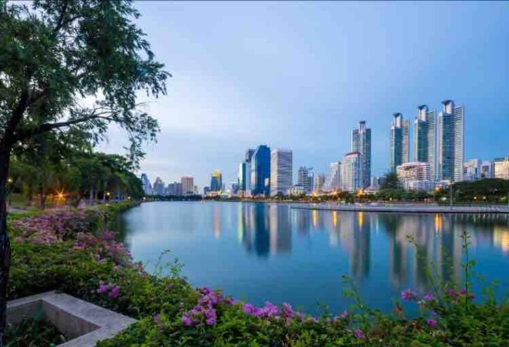 Stylish 1 Bedroom, Nice Pool,Bts Asok, Sukhumvit Bangkok Exterior foto