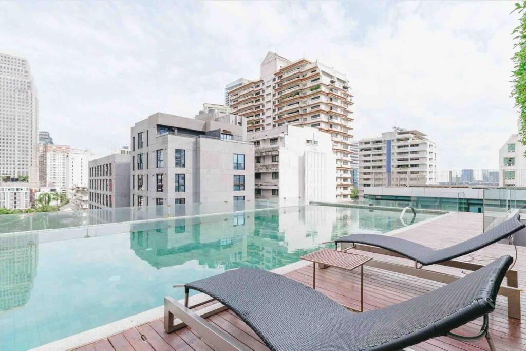 Stylish 1 Bedroom, Nice Pool,Bts Asok, Sukhumvit Bangkok Exterior foto