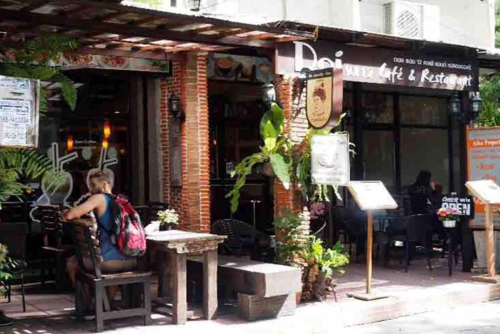 Stylish 1 Bedroom, Nice Pool,Bts Asok, Sukhumvit Bangkok Exterior foto