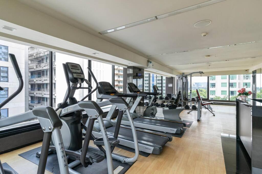 Stylish 1 Bedroom, Nice Pool,Bts Asok, Sukhumvit Bangkok Exterior foto