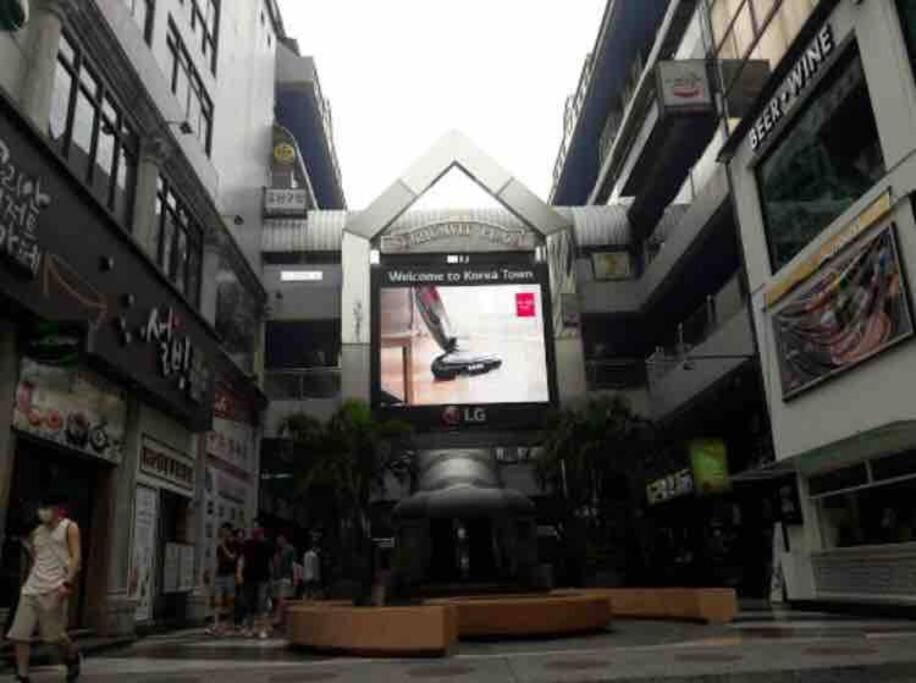 Stylish 1 Bedroom, Nice Pool,Bts Asok, Sukhumvit Bangkok Exterior foto